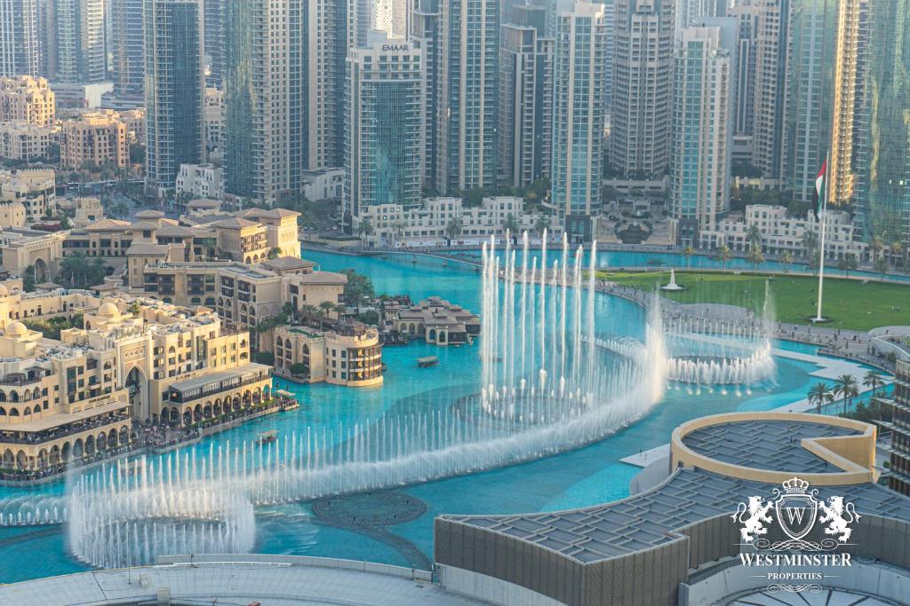 Three-Bedroom with Full Fountain and Burj Khalifa View - Image 21