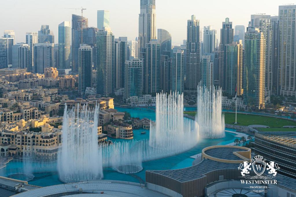 Three-Bedroom with Full Fountain and Burj Khalifa View - Image 22