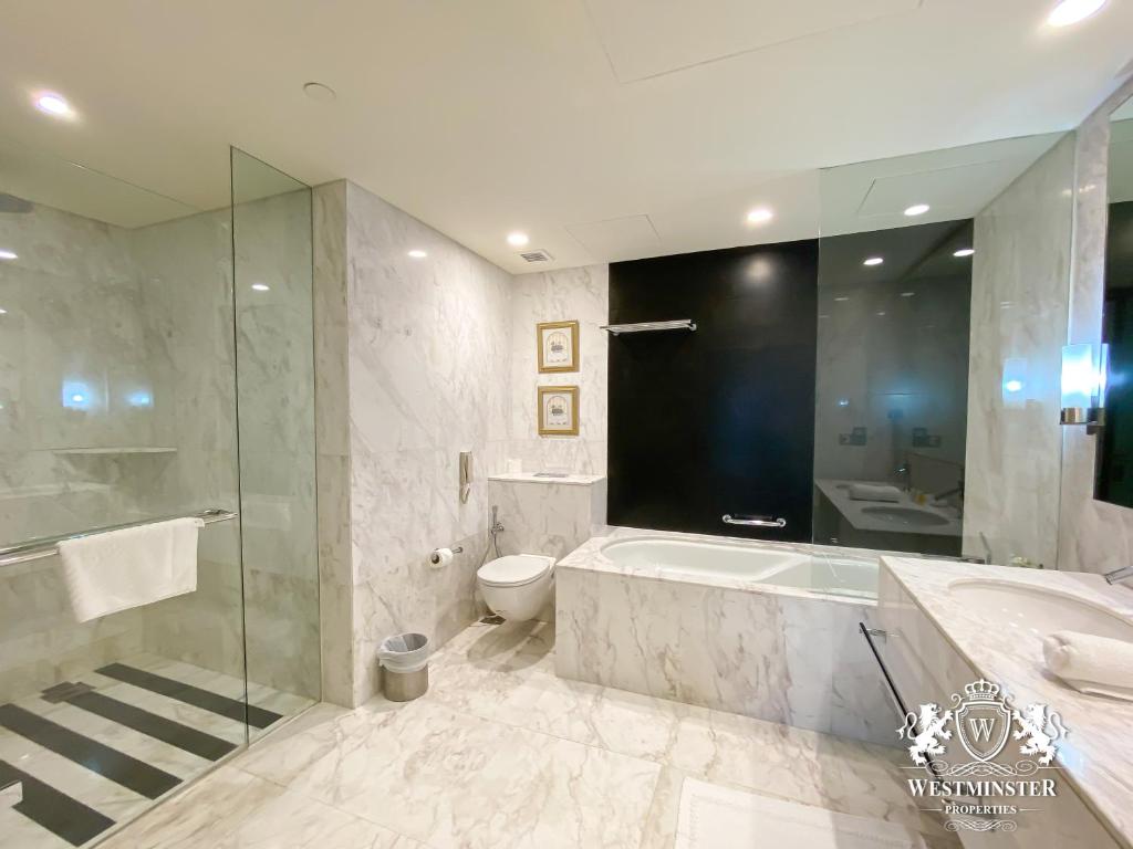 Three-Bedroom with Full Fountain and Burj Khalifa View - Image 4
