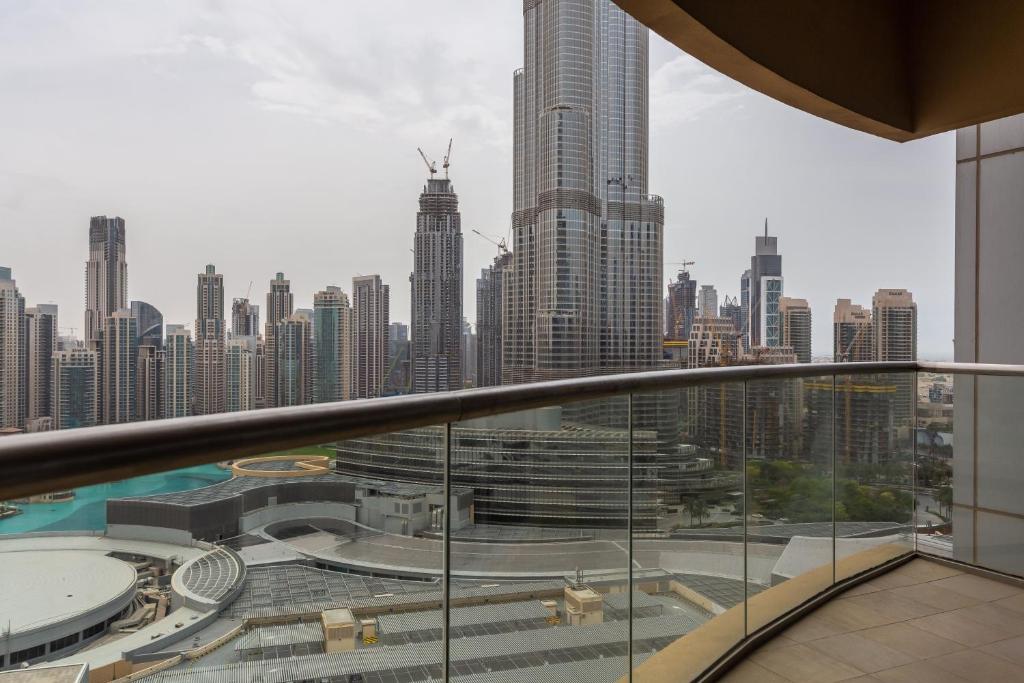 Two Bedrooms Full Fountains and Burj KhalifaView - Image 5