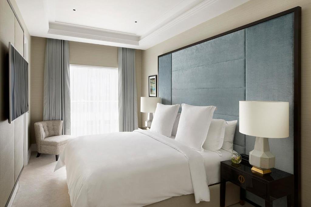 Royal Hotel Residence - Image 11