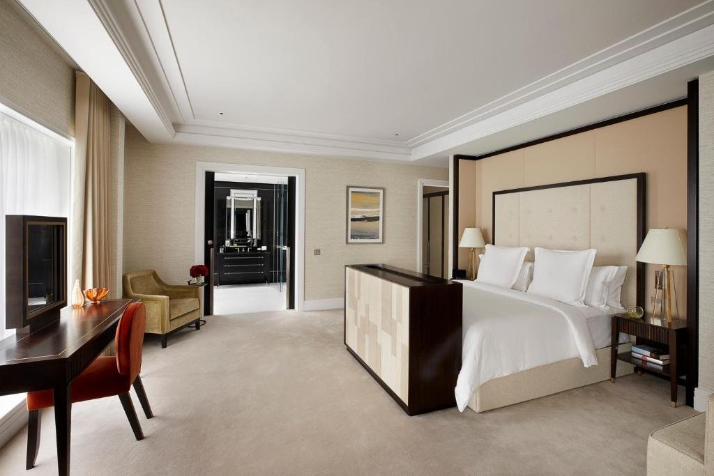 Royal Hotel Residence - Image 4