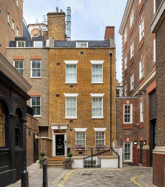 Two-Bedroom Townhouse - Image 1