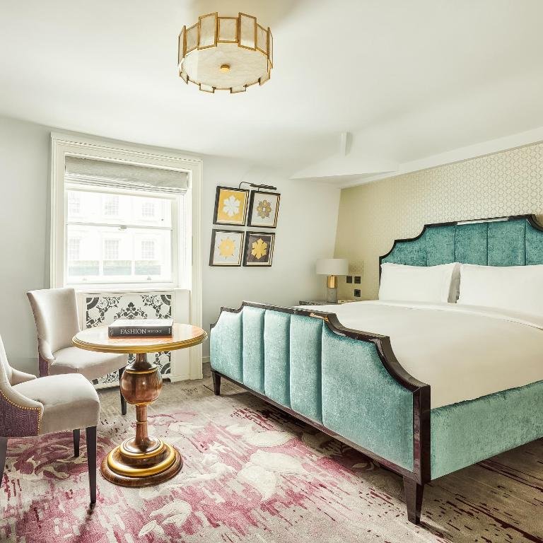 Two-Bedroom Townhouse - Image 6