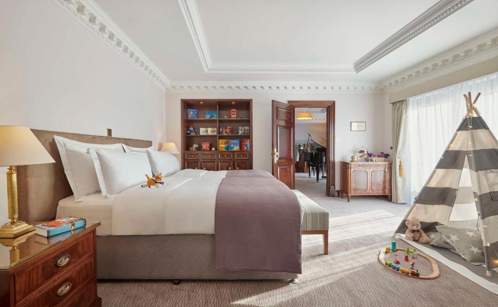 Residential Suite - Image 5